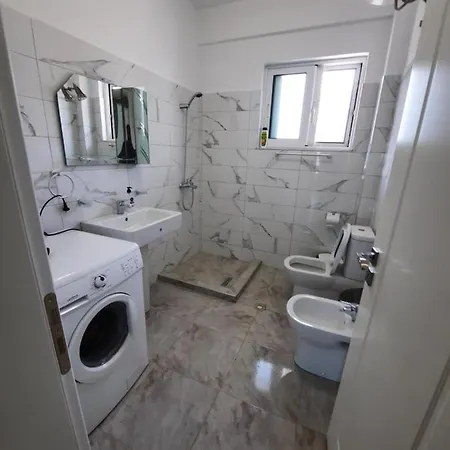 Gjirokastra Apartment
